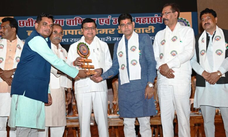 सिंगल विंडो सिस्टम 2.0 प्रणाली के जरिए उद्यमियों को मिल रही सहूलियत: मंत्री लखन लाल देवांगन