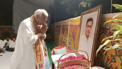 पशुपालन एवं डेयरी मंत्री ने रामगढ के दिवंगत विधायक के परिजनों का बंधाया ढाढ़स