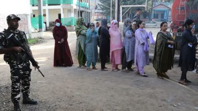 जम्मू में दोपहर एक बजे तक 41.17 फीसदी मतदान जम्मू में दोपहर एक बजे तक 41.17 फीसदी मतदान