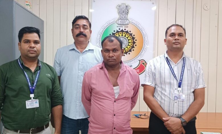 शेयर ट्रेडिंग के नाम पर 88 लाख रुपये की ठगी में एक गिरफ्तार