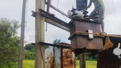 बगिया स्थित मुख्यमंत्री कैंप कार्यालय से मिल रही हैं ग्रामीणों को सुविधाएं