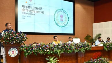 पुरानी शैली बदलें, पूरी संवेदनशीलता के साथ जनता की समस्याओं का निराकरण करें : CM साय