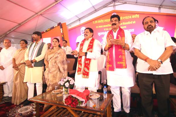 विकास का कारवां अब बुंदेलखण्ड और मध्यप्रदेश से होकर गुजरेगा