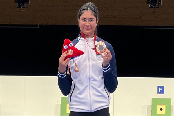 पेरिस पैरालम्पिक 2024 : शूटिंग खिलाड़ी रूबीना फ्रांसिस ने कांस्य पदक जीतकर रचा इतिहास