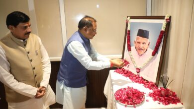 मुख्यमंत्री साय स्व. पूनमचंद यादव के तेरहवीं कार्यक्रम में हुए शामिल