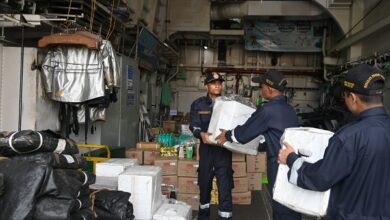 म्यांमार में प्रभावित लोगों की भारतीय नौसेना पहुंचाएगा सहायता म्यांमार में प्रभावित लोगों की भारतीय नौसेना पहुंचाएगा सहायता