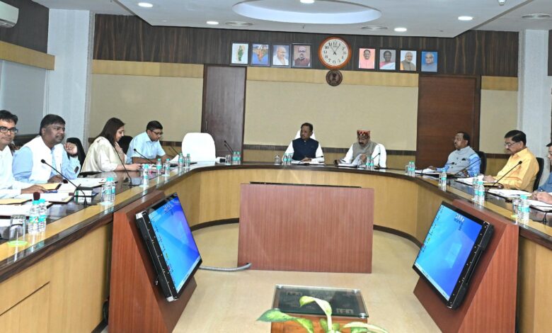 सीएम साय को कैबिनेट बैठक शुरु, मंत्री मंडल भी मौजूद