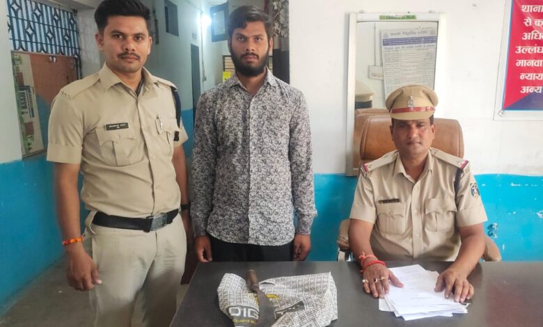 लोहे का चापड़ लेकर घूमने वाले आरोपी को भेजा जेल