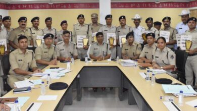 उत्कृष्ट कार्य करने वाले 12 पुलिस अधिकारी-कर्मचारी बने कॉप ऑफ द मंथ