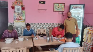 दिवाली के मद्देनजर खोवा व मिठाई की सैम्पलिंग, कई दुकानों में खाद्य टीम की दबिश