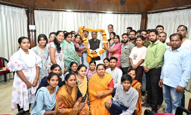 अब किसी के साथ नहीं होगा अन्याय, आपके साथ हमेशा खड़ी है हमारी सरकार : मुख्यमंत्री साय अब किसी के साथ नहीं होगा अन्याय, आपके साथ हमेशा खड़ी है हमारी सरकार : मुख्यमंत्री साय