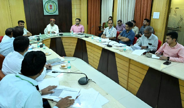 उप मुख्यमंत्री साव ने राष्ट्रीय राजमार्गों के निर्माण में तेजी लाने के दिए निर्देश