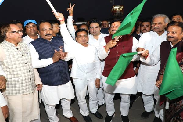 प्रधानमंत्री नरेन्द्र मोदी ने किया रीवा एयरपोर्ट का वर्चुअल उद्धाटन