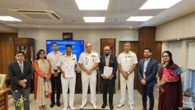 भारतीय नौसेना ने असैन्य लोगों को बीमा प्रदान करने किये एमओयू