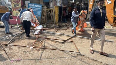 राजधानी के मार्गो को कब्जा मुक्त करने की कार्रवाई