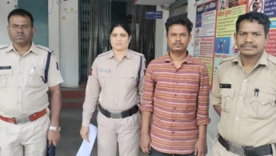 छात्रा पर ब्लेड से जानलेवा हमला, दो आरोपी गिरफ्तार