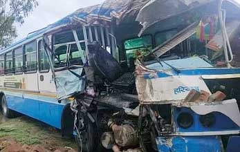 पटना जा रही बस पलटी, सात लोगों की मौत