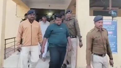 पिता-पुत्र के इस हरकत को जानकार आप रह जाएंगे दंग, पुलिस ने किया अरेस्ट पिता-पुत्र के इस हरकत को जानकार आप रह जाएंगे दंग, पुलिस ने किया अरेस्ट