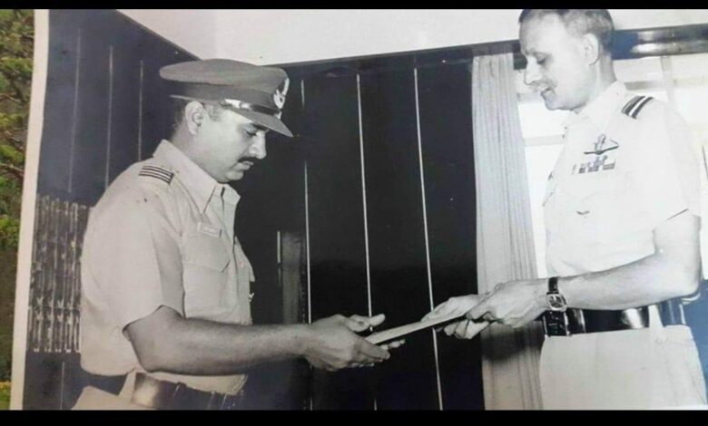 1971 युद्ध के वीर योद्धा विंग कमांडर( सेवा निवृत्त) एमबी ओझा का रायपुर में निधन