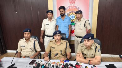 नशे के सौदागर को पुलिस ने पकड़ा, 20 लाख की अफीम बरामद