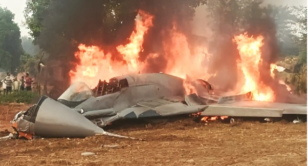 वायु सेना का मिग-29 दुर्घटनाग्रस्त, कूदकर पायलट और को-पायलट ने बचाई जान