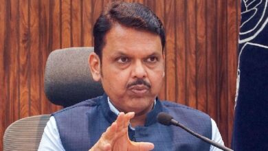 उप मुख्यमंत्री देवेंद्र फडणवीस बोले- जल्द ही BJP के बागी नेताओं को मनाने में मिलेगी सफलता