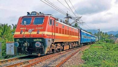 मेगा ब्लॉक के कारण जानें कौन सी ट्रेन हुई रद्द और कौन सी चलेगी देरी से