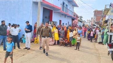 घर में सिलेंडर हुआ ब्लास्ट, पति-पत्नी और बेटी की मौत घर में सिलेंडर हुआ ब्लास्ट, पति-पत्नी और बेटी की मौत