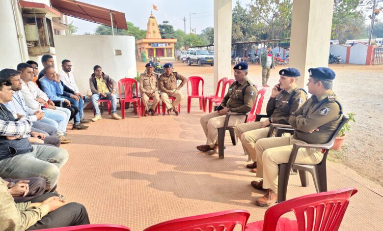 सड़क पर वाहन पार्किंग करने पर की जाएगी कड़ी कार्यवाही