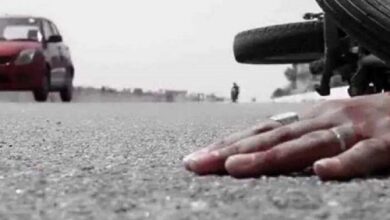 मेले से लौट रहे बाइक सवारों को ट्रक ने मारी ठोकर, तीन दोस्तों ने तोड़ा दम