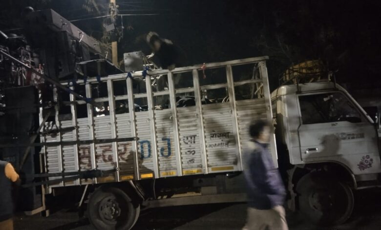 आदर्श आचार संहिता में तेज गति आवाज में डीजे बजाने पर कार्यवाही