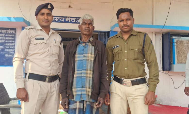 पत्नी ने नहीं किया ये काम तो डंडे से पिटकर मार डाला, अरेस्ट