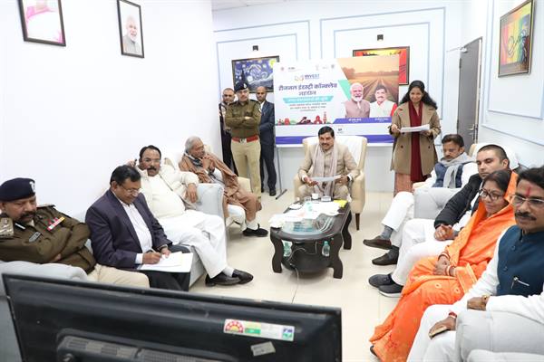 इन्वेस्टर्स मीट से तीन लाख 75 हजार करोड़ के मिले हैं निवेश के प्रस्ताव : मुख्यमंत्री यादव