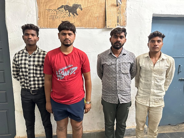 शराब के नशे में स्कूल अन्दर घुसकर शिक्षकों से गाली गलौज, आरोपी गिरफ्तार