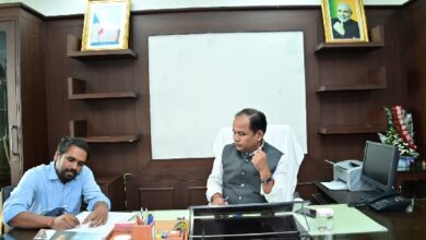 कलेक्टर ने 60 वर्ष की आयु पूर्ण करने वालों को निराश्रित पेंशन देने के दिए निर्देश, ट्रैफिक समस्या दूर करने पर दिया जोर