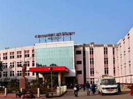 मेकाहारा में मरीजों के खून जांच के लिए नई व्यवस्था, मरीजों के ब्लड सैम्पल को वार्ड बॉय लेकर जाएगा पैथोलॉजी लैब