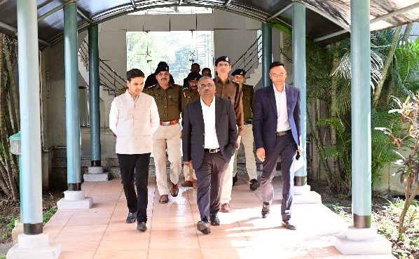 तरूण प्रकाश ने रेलवे के महाप्रबंधक का किया पदभार ग्रहण