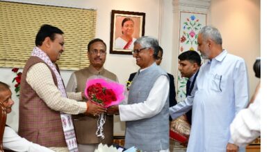 मुख्यमंत्री शर्मा से संसदीय राजभाषा समिति की प्रथम उप समिति के संयोजक डॉ. दिनेश शर्मा ने की मुलाकात