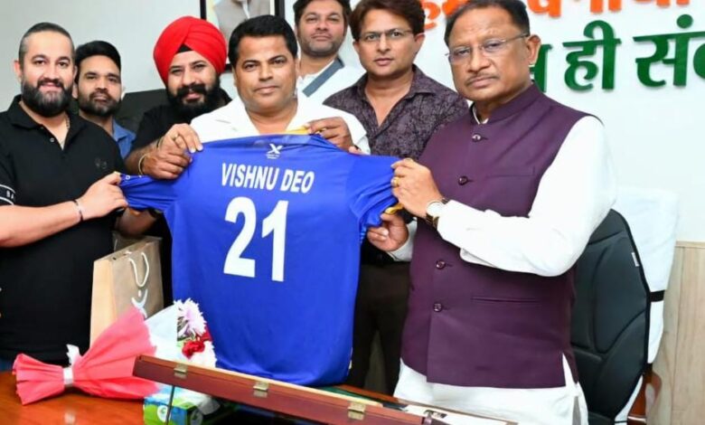 मुख्यमंत्री साय से मिली लीजेन्ड 90 की आयोजन समिति