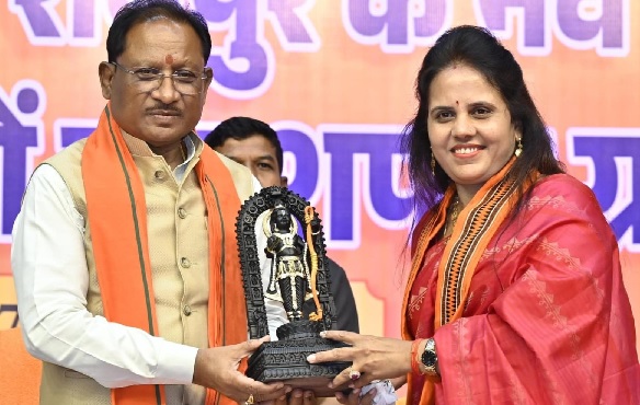 रायपुर को स्वच्छ, समृद्ध शहर बनाने की दिशा में दृढ़ संकल्प के साथ करें कार्य : मुख्यमंत्री