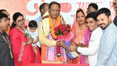 मुख्यमंत्री साय को मिली जन-जन की शुभकामनाएं, मुख्यमंत्री निवास बना उल्लास का केंद्र