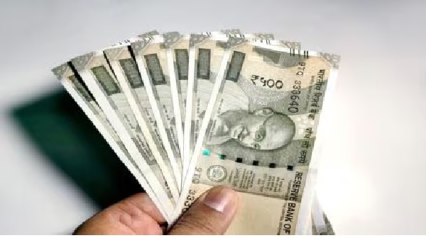 बस्तर में सहकारी बैंकों में किसानों को नगद भुगतान