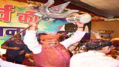 होली भाईचारे का पर्व है, यह हमें एकता और सद्भाव बनाए रखने की देता है प्रेरणा : मुख्यमंत्री डॉ. यादव होली भाईचारे का पर्व है, यह हमें एकता और सद्भाव बनाए रखने की देता है प्रेरणा : मुख्यमंत्री डॉ. यादव