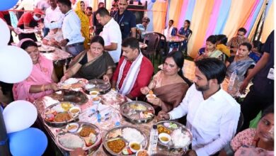 श्रमिकों के लिए श्रम अन्न केंद्र शुरू, 5 रुपए में मिलेगा भरपेट पौष्टिक भोजन श्रमिकों के लिए श्रम अन्न केंद्र शुरू, 5 रुपए में मिलेगा भरपेट पौष्टिक भोजन