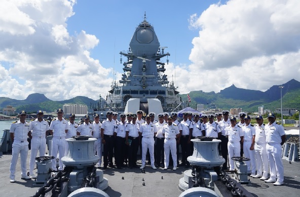 भारतीय नौसेना का जहाज इम्फाल मॉरीशस के राष्ट्रीय दिवस समारोह 2025 में भाग लेगा