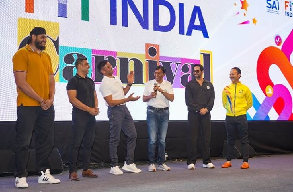 सितारों से सजे पहले फिट इंडिया कार्निवल का डॉ. मनसुख मांडविया ने किया उद्घाटन