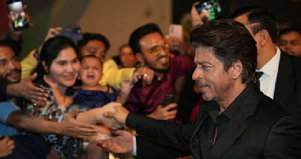 शाहरुख खान के जीवन का स्वर्णिम काल, शाहरुख की दारू को मिला नंबर वन का तमगा शाहरुख खान के जीवन का स्वर्णिम काल, शाहरुख की दारू को मिला नंबर वन का तमगा