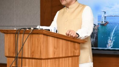 आईआरसीटीसी और आईआरएफसी को मिला ‘नवरत्न’ का दर्जा, रेल मंत्री ने दी बधाई आईआरसीटीसी और आईआरएफसी को मिला ‘नवरत्न’ का दर्जा, रेल मंत्री ने दी बधाई