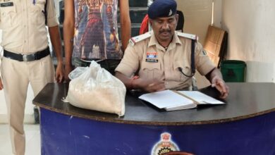 सिलेण्डर और चावल चोर पकड़ा गया 