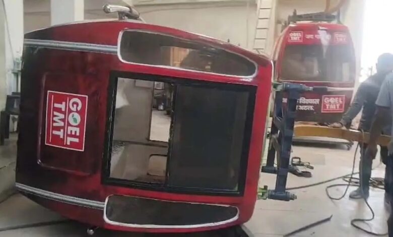 डोंगरगढ़ रोपवे हादसा : बाल-बाल बचे पूर्व गृहमंत्री पैकरा, मंदिर दर्शन से लौटते वक्त टूटा ट्रॉली का हिस्सा डोंगरगढ़ रोपवे हादसा : बाल-बाल बचे पूर्व गृहमंत्री पैकरा, मंदिर दर्शन से लौटते वक्त टूटा ट्रॉली का हिस्सा